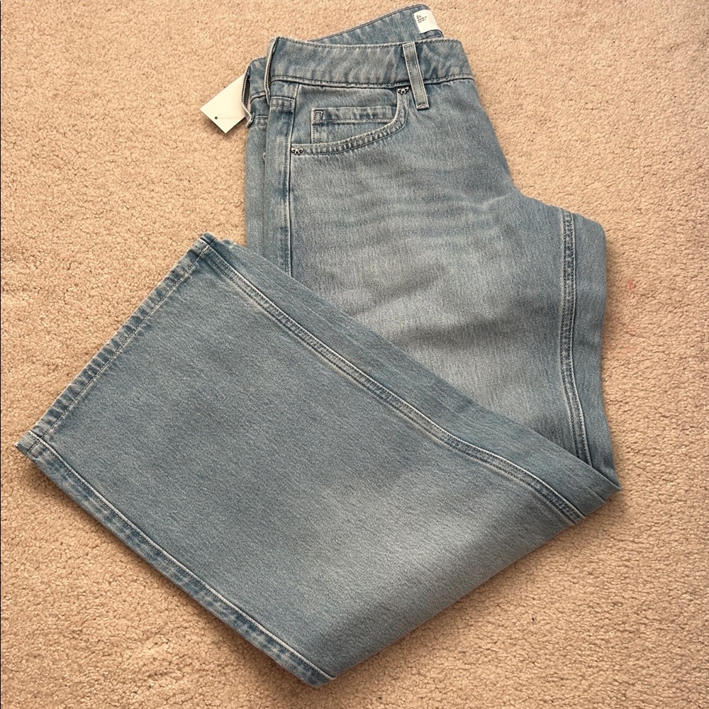 Hollister Jean